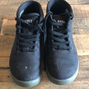 Iike new mid top NoBull lifting shoes